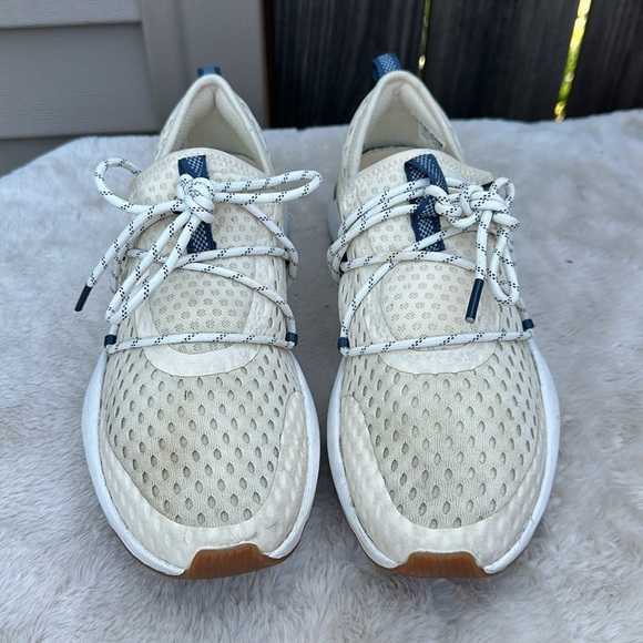 Sorel Cream Sneakers with Blue Highlights Size 8.5 - Picture 3 of 9